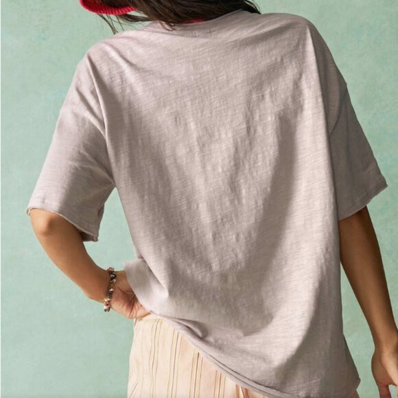 BOUTIQUE DESIGNER LOOK CHERRY GRAPHIC TEE - Picture 3 of 4